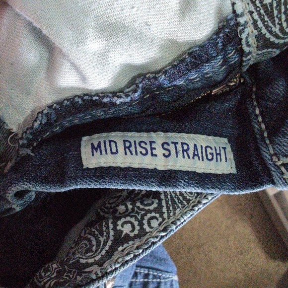 Ariat REAL Denim Jeans Womens 28L Blue Mid Rise Straight Leg Medium Wash Stretch - Picture 3 of 9